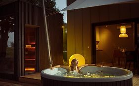 Skarpa Resort